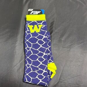 UW Giraffe Pattern Socks - Purple and Neon Yellow Size 6-11 womens, 5-10 mens